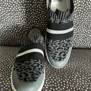 Johnston & Murphy Black & Gray Leopard Slip-On Sneakers 7.5